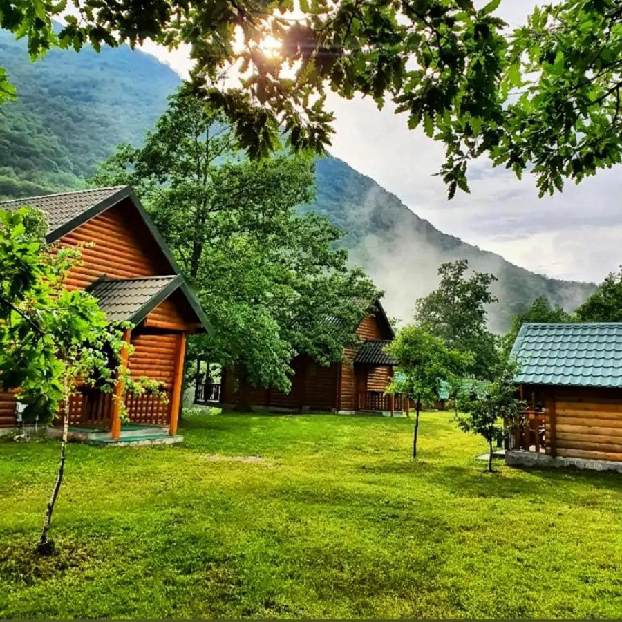 Готель Rafting Camp Modra Rijeka Scepan-Polje Екстер'єр фото